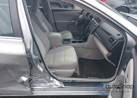 2016 Toyota Camry Le z USA, uszkodzony, nr VIN 4T4BF1FK6GR581417